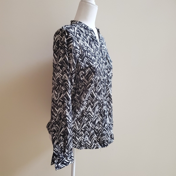 Calvin Klein Top Black Wite Button Up Pockets New - Picture 3 of 7